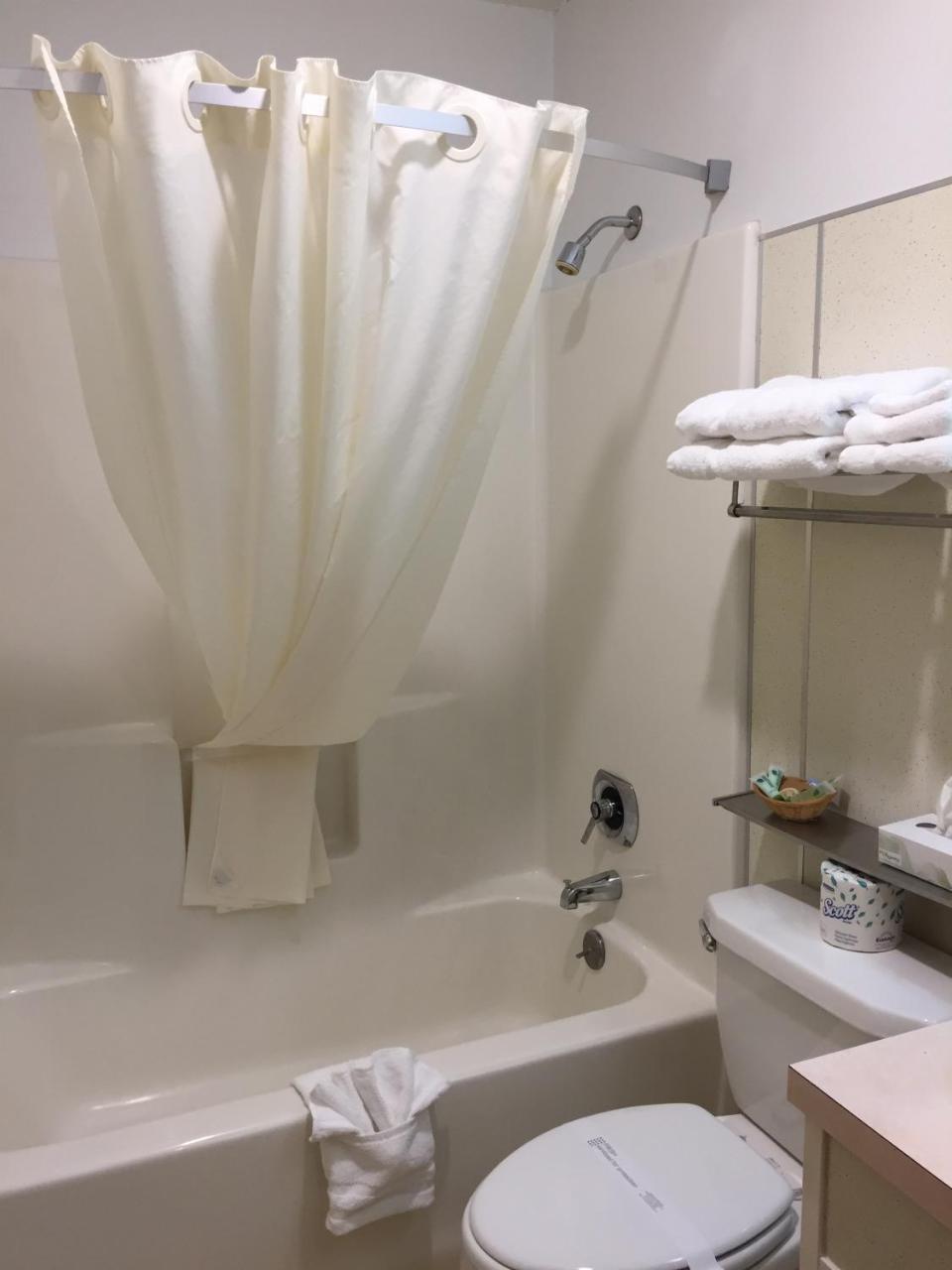 هينز Captain'S Choice Motel المظهر الخارجي الصورة